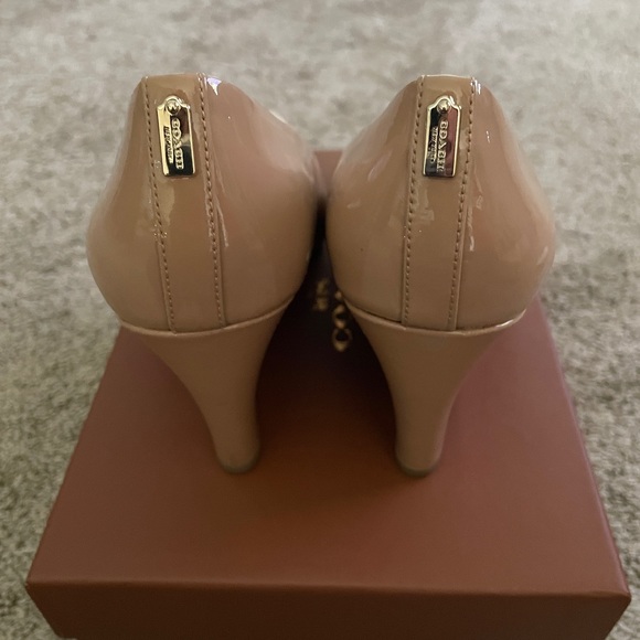 Coach patent leather wedges - Picture 3 of 8